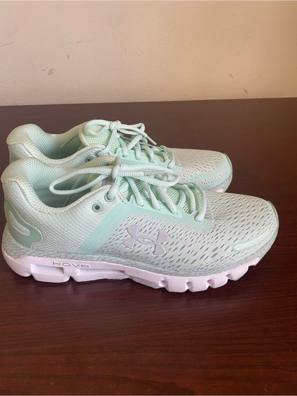 NWOT Under Armour HOVR Infinite Seaglass Blue  shoe size 9.5 - Picture 2 of 5